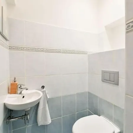 5 Single Confortable Beds At Charles Bridge Appartamento Praga