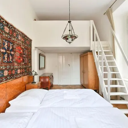 Appartamento 5 Single Confortable Beds At Charles Bridge *